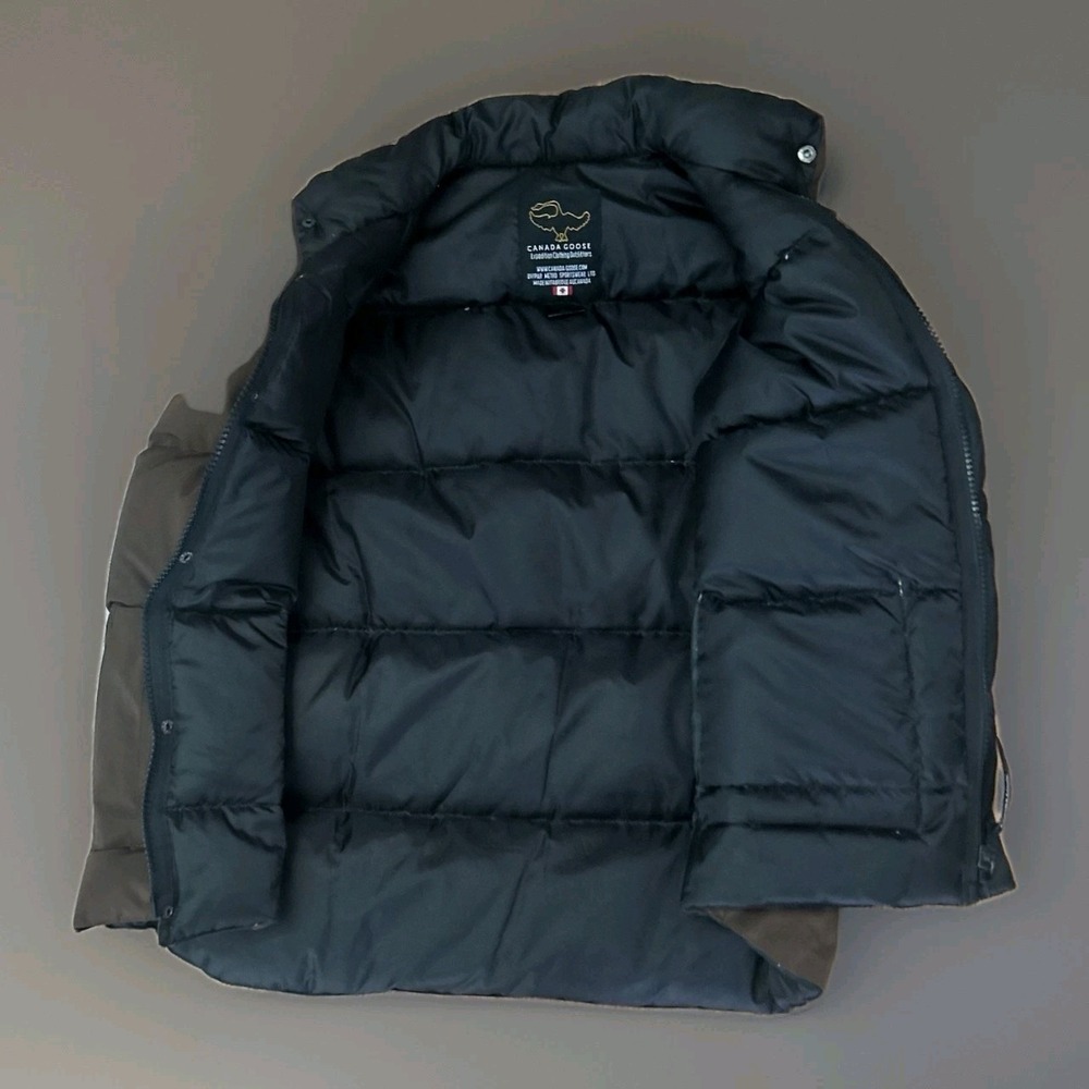 Canada Goose Coyote Puffer Vest Men's XXL Brown Maple Leaf Logo Expedition 2XL - Picture 4 of 11